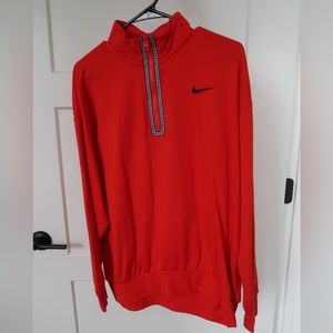 Nike pullover
